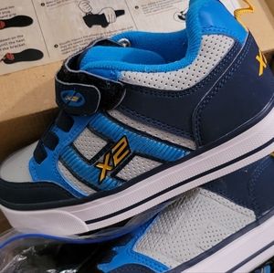 Boys heelys